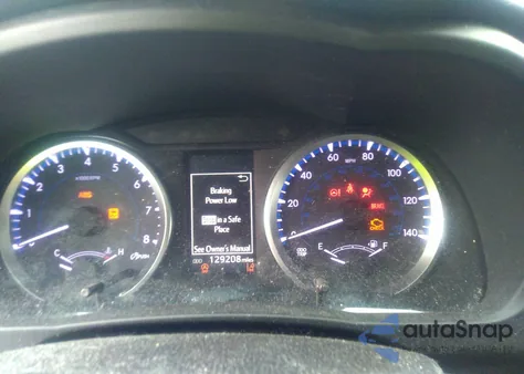 2018 Toyota Highlander Le Plus z USA, uszkodzony, nr VIN 5TDBZRFH6JS800526